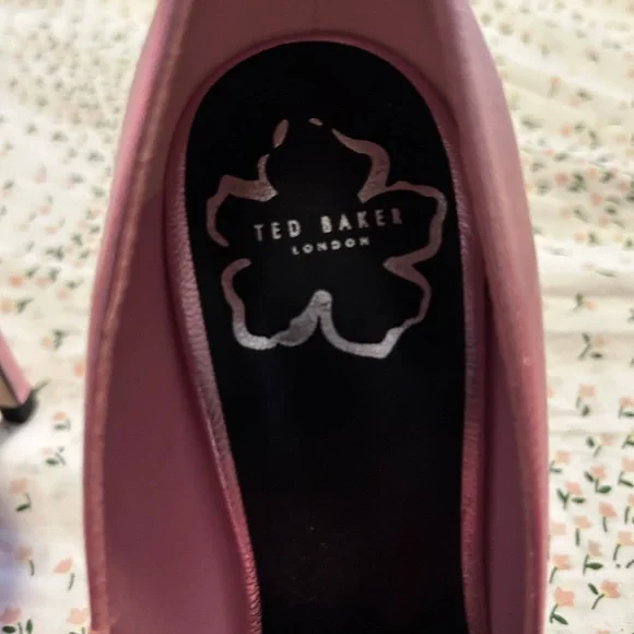Ted Baker Metallic Pink Knotted Bow Pointed Pumps - Picture 3 of 5